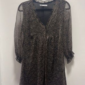 Long sleeve short dress